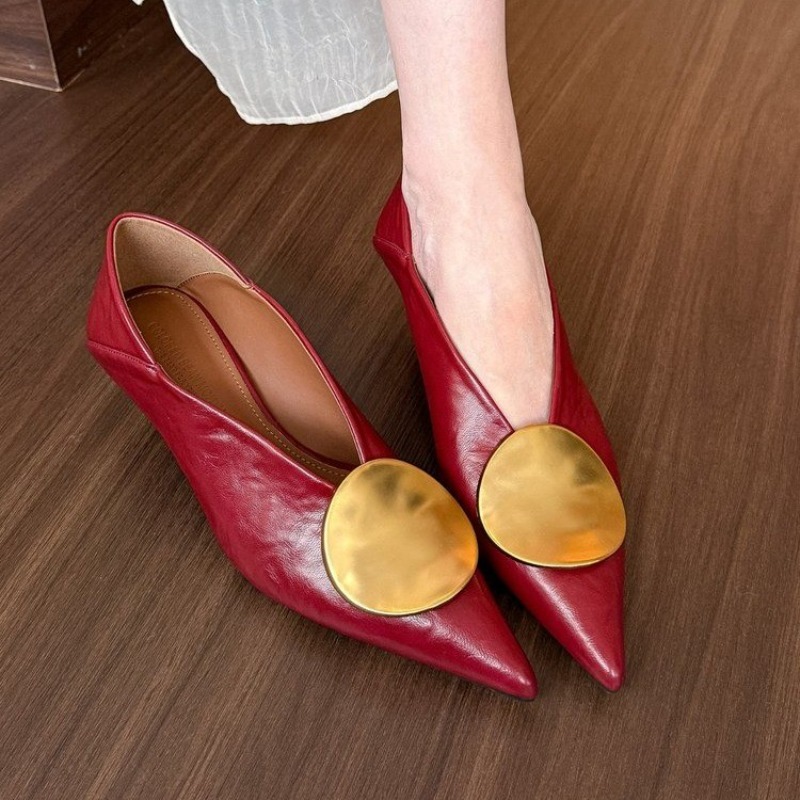 أحذية نسائية لربيع وصيف 2025 ب - مراجعة Sandals وسعره