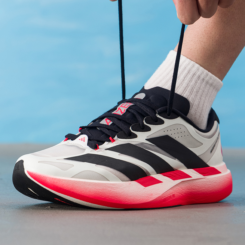 أحذية رجالية من أديداس، تصميم  - مراجعة Lightweight Road Running Shoes وسعره