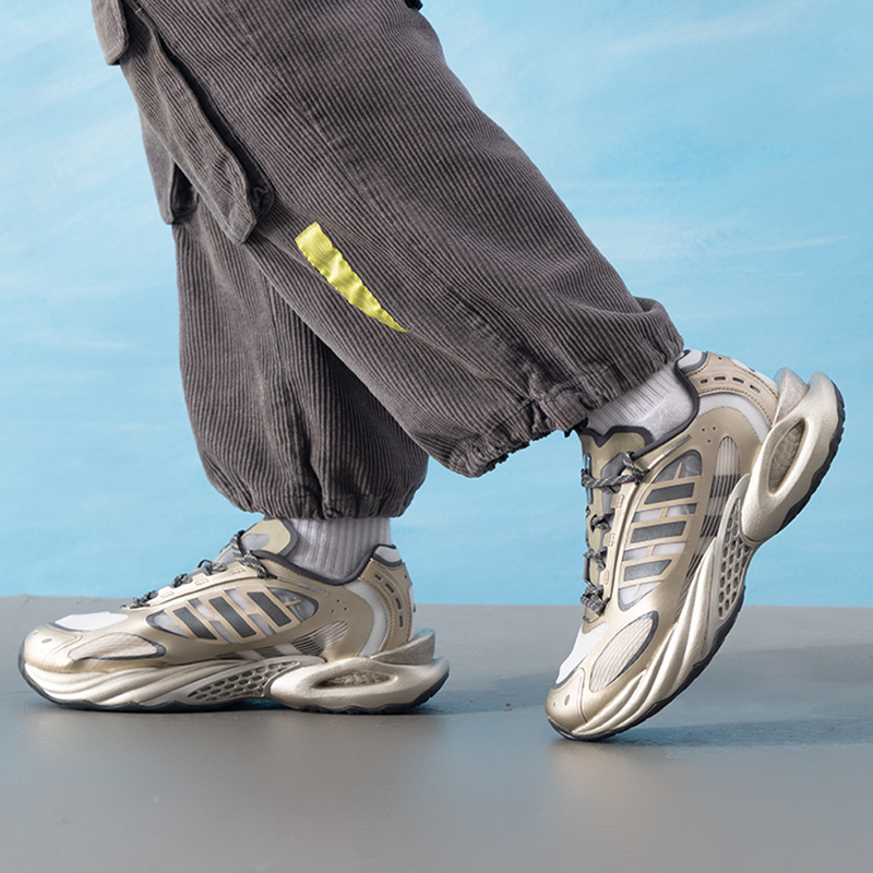 أحذية أديداس للرجال والنساء، أ - مراجعة Lightweight Road Running Shoes وسعره